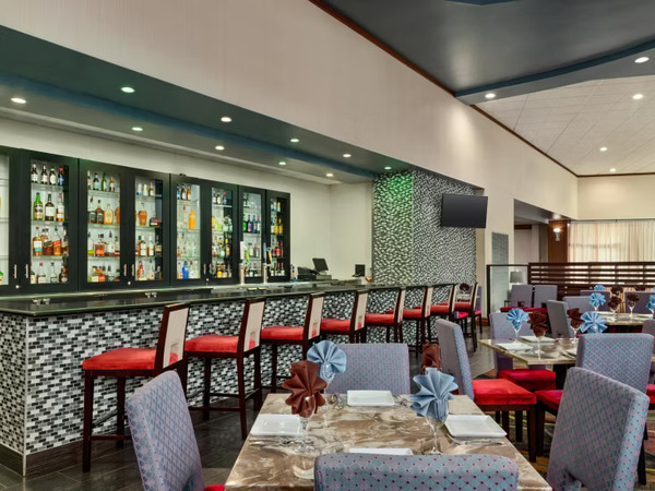 Holiday Inn Louisville East - Hurstbourne