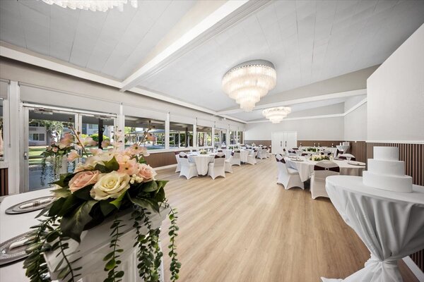 Prodigy Hotel- a Wyndham Hotel