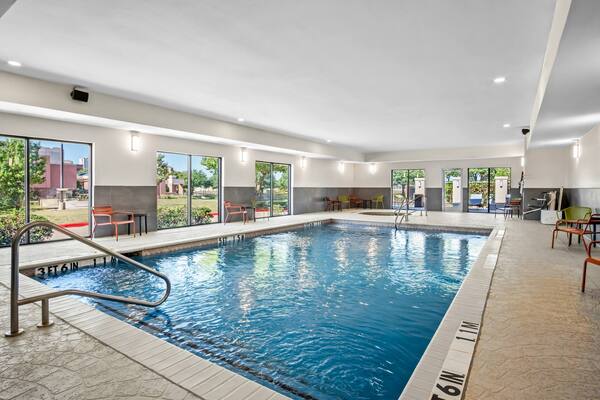 Hampton Inn & Suites Waxahachie