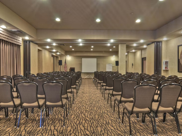 Holiday Inn Express San Diego South - Chula Vista