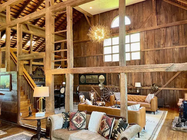 Stone Ridge Farm Inn