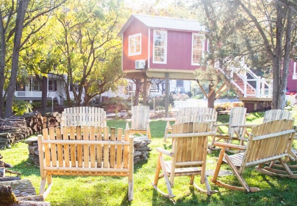 The Barn at Walnut Grove