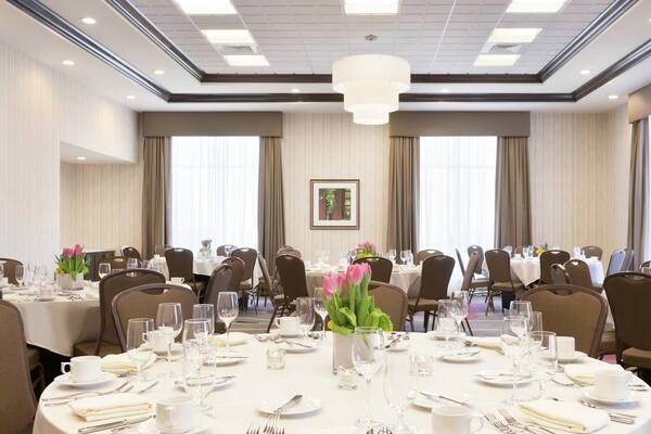 Hilton Garden Inn Pittsburgh Airport South / Robinson Township