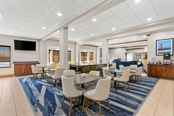 Comfort Inn & Suites Kenosha