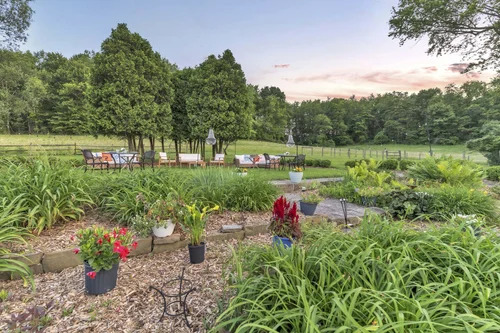 Selenite Tea House and Event Venue
