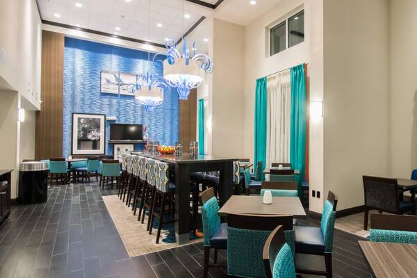 Hampton Inn & Suites Orlando at SeaWorld