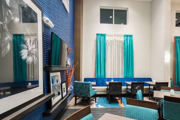 Hampton Inn & Suites Orlando at SeaWorld