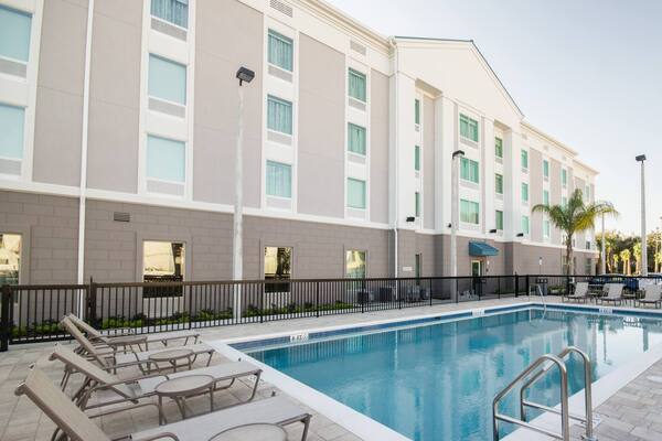 Hampton Inn & Suites Orlando at SeaWorld