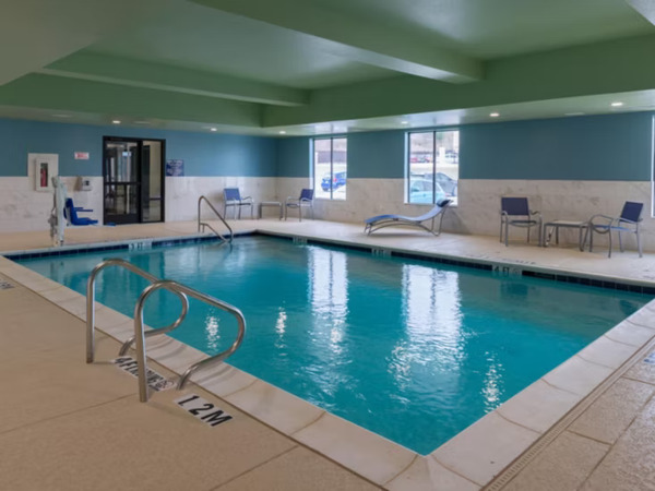 Holiday Inn Express & Suites Fort Worth West, an IHG Hotel