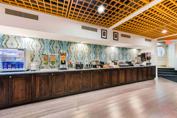 The Blu Hotel, Blue Ash