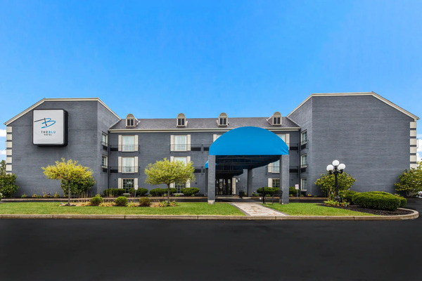 The Blu Hotel, Blue Ash