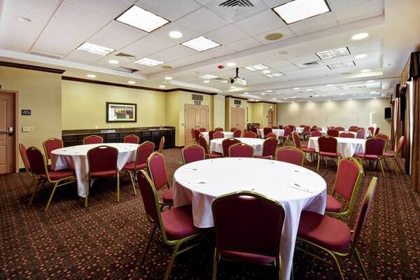 Hampton Inn & Suites Folsom