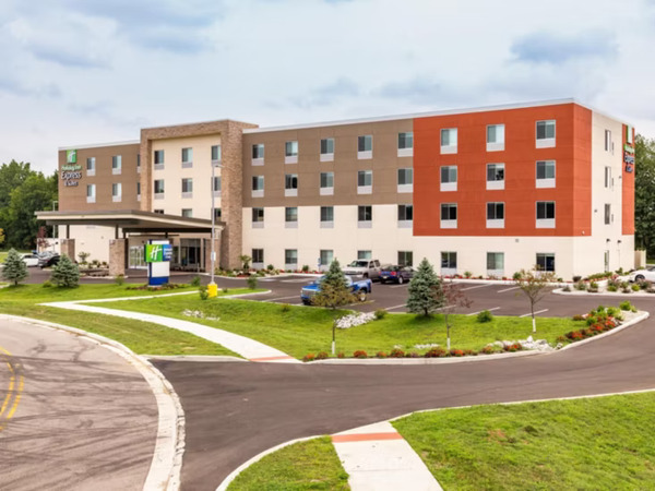 Holiday Inn Express Elkhart North By IHG