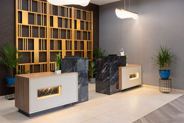 La Quinta Inn & Suites by Wyndham Memphis I-240-