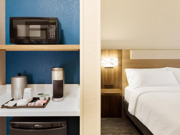 Holiday Inn Express & Suites Chicago Matteson, an IHG Hotel