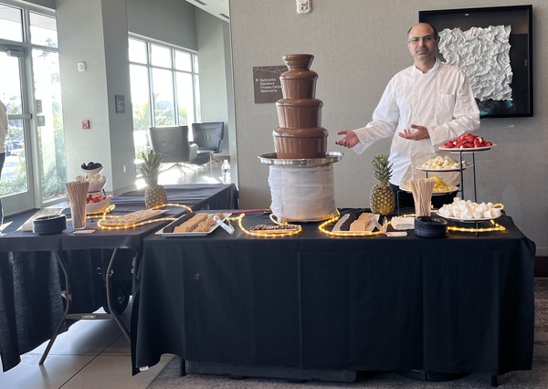 VelevtDip Chocolate Fountain LLC