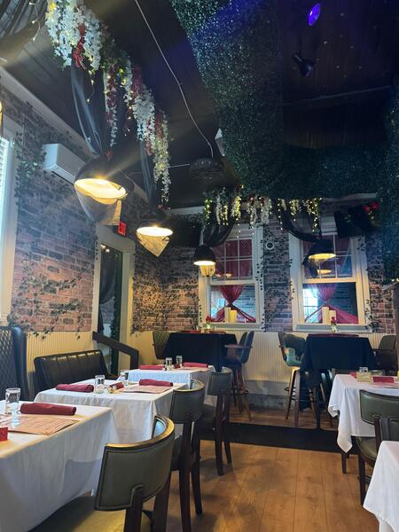 The Oak & Ivy Taphouse