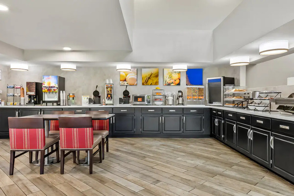 Comfort Inn & Suites Nashville Near Tanger Outlets I-24 Antioch