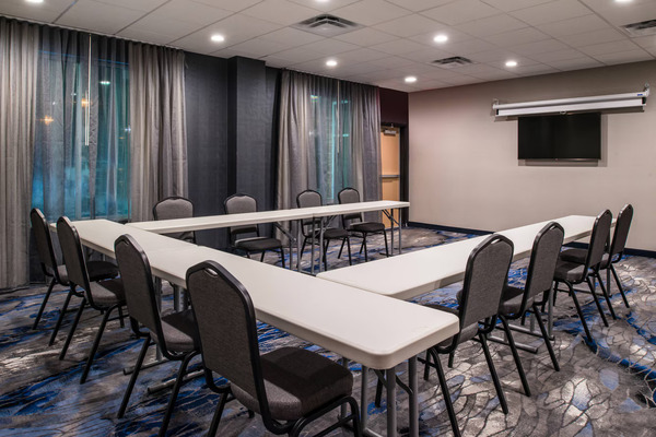 Fairfield Inn & Suites by Marriott Fort Worth Southwest at Cityview