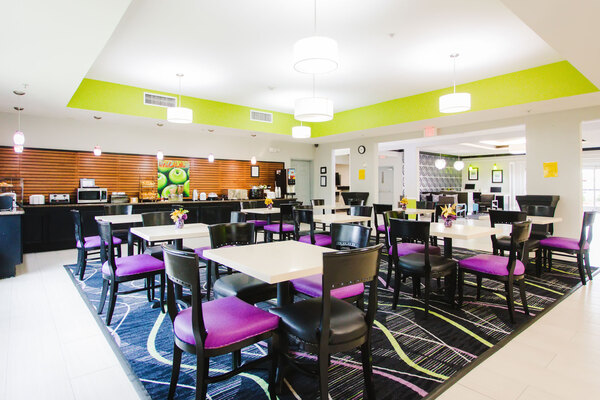 Palacio Royale Inn Signature Hotel Katy