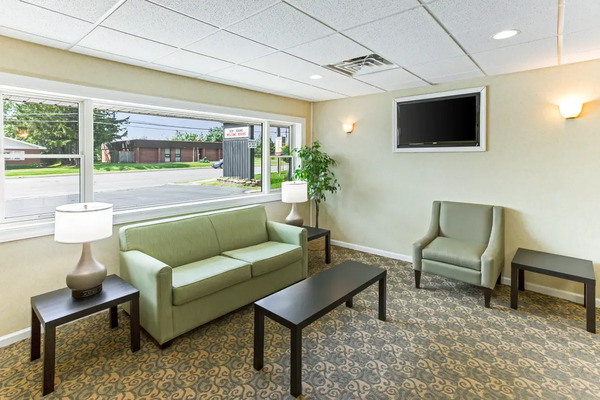 Quality Inn & Suites Plattsburgh