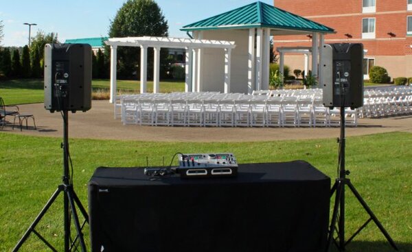 Brownwood Wedding DJS