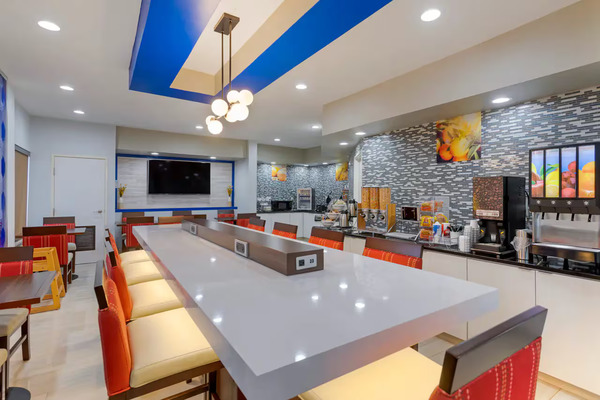 Comfort Inn & Suites Memphis East