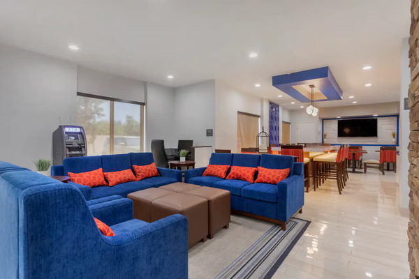 Comfort Inn & Suites Memphis East