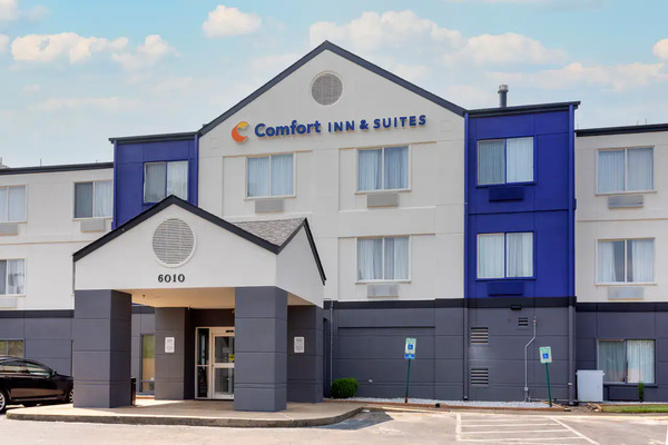 Comfort Inn & Suites Memphis East