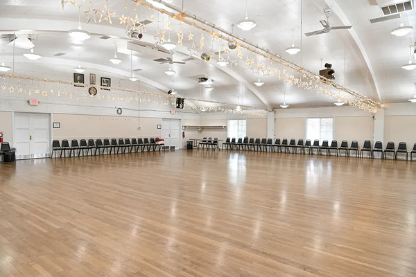 Veteran's Memorial Building