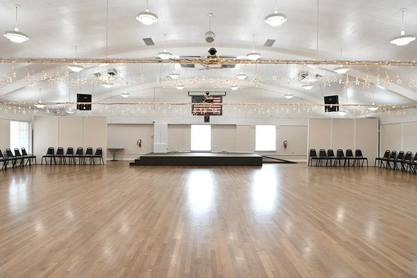 Veteran's Memorial Building