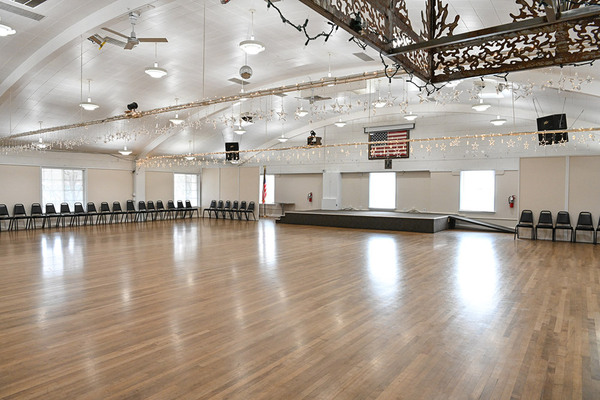 Veteran's Memorial Building