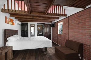 Cabin Village – 7 Fully Equipped Cabins (Up to 28 Guests)