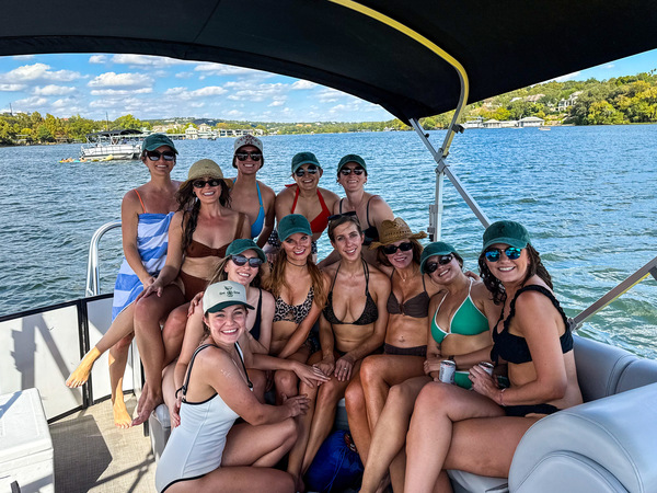 Wake Riderz Boat Rental Lake Austin