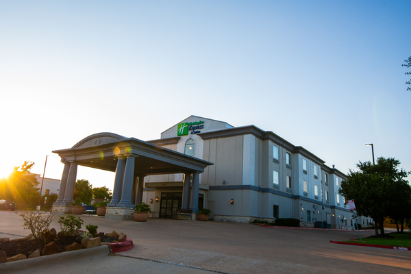 Holiday Inn Express & Suites College Station