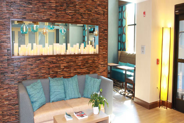 Hampton Inn and Suites Stroudsburg Pocono Mountains