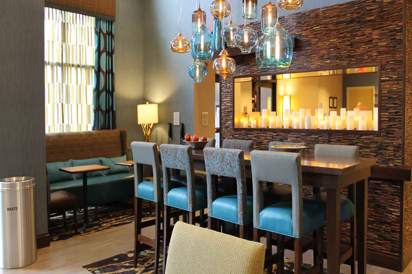 Hampton Inn and Suites Stroudsburg Pocono Mountains