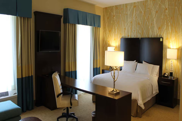 Hampton Inn and Suites Stroudsburg Pocono Mountains