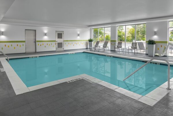 Fairfield Inn & Suites by Marriott Calhoun