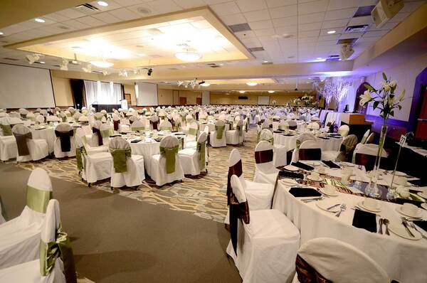 Canad Inns Destination Centre Club Regent Casino Hotel