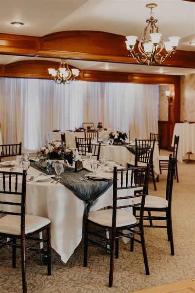 Golden Arrow Lakeside Resort