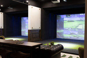 TopGolf Swing Suites