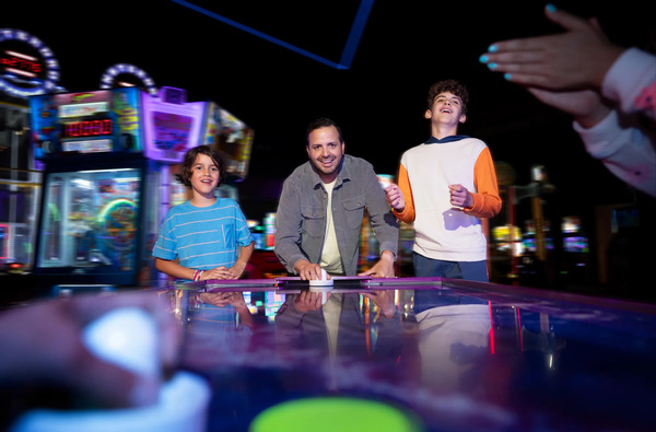 Hooky Entertainment - Addison