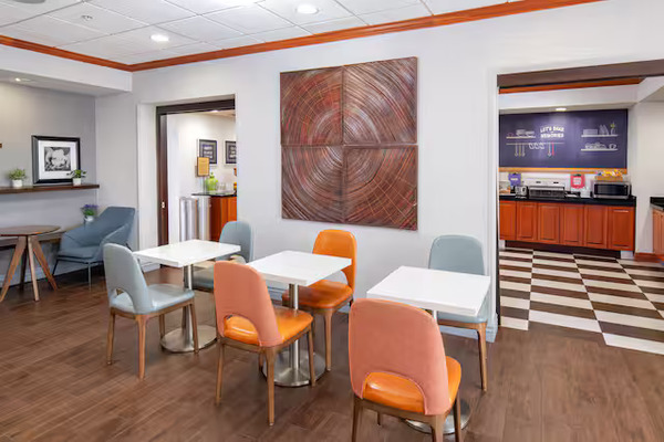 Hampton Inn Omaha West-Lakeside