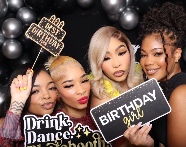 Set by Dae Photo Booths & Event Rentals