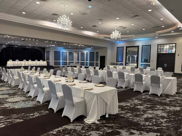 Swan Lake Resort & Conference Center