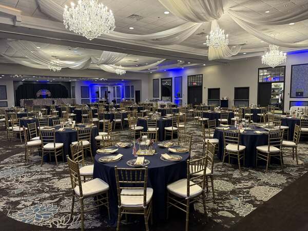 Swan Lake Resort & Conference Center