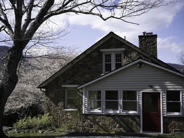 Mountain Light Retreat