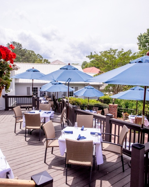 Milton's Cuisine & Cocktails