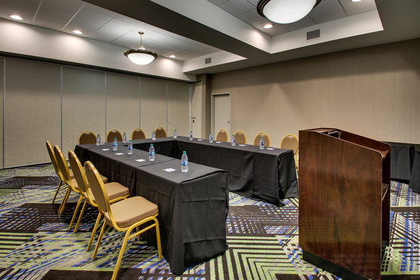 Holiday Inn Express Lexington North-Georgetown